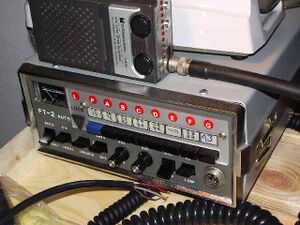 Yaesu FT-2 AUTO.jpg
